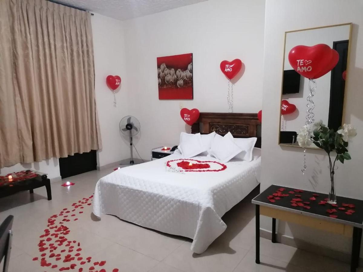 Hotel Cataluna Перейра Экстерьер фото